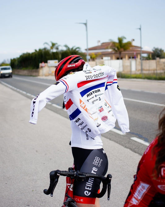 MI logo goes on British champs jersey!