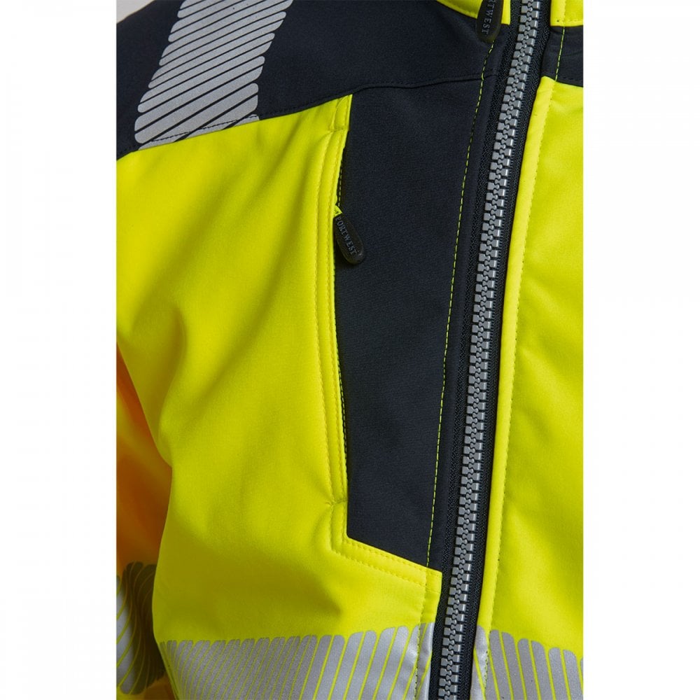 T402 PW3 Hi-Vis Softshell Jacket