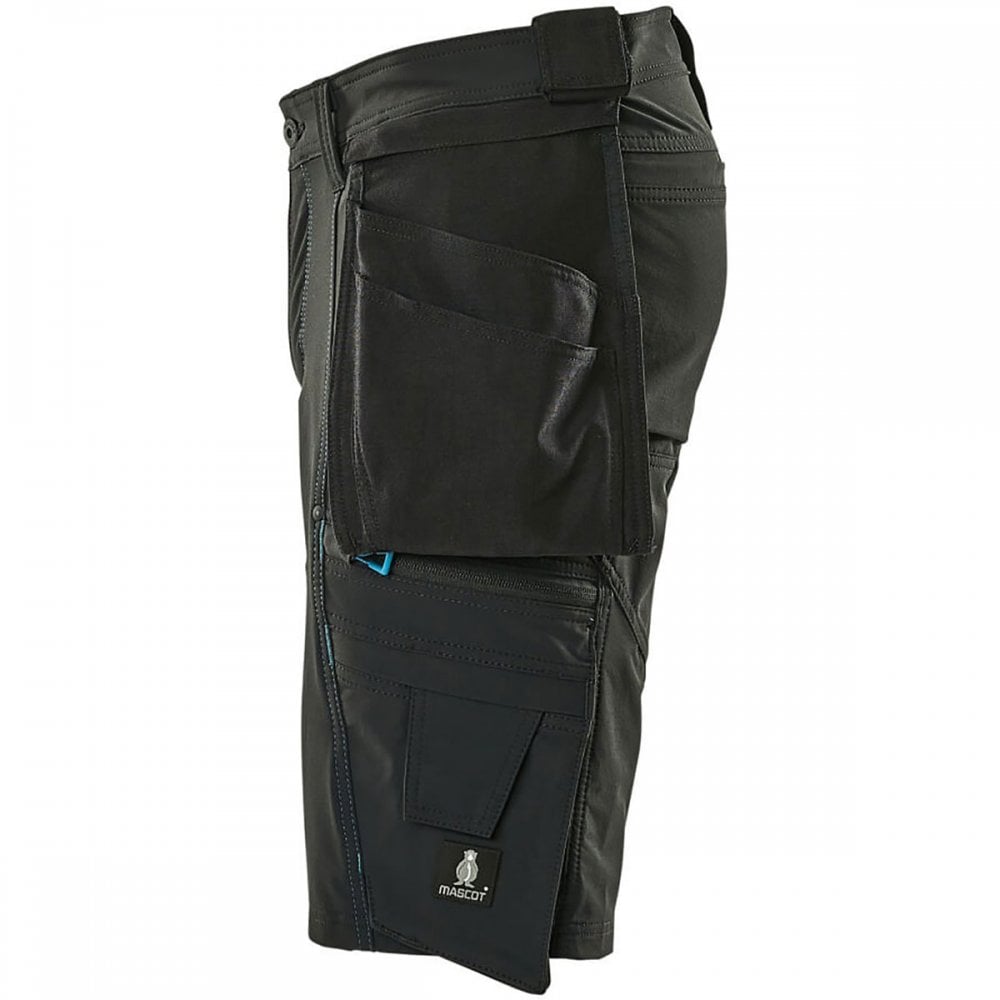 17149 Advanced Shorts with holster pockets