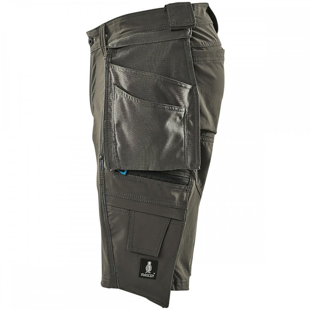 17149 Advanced Shorts with holster pockets