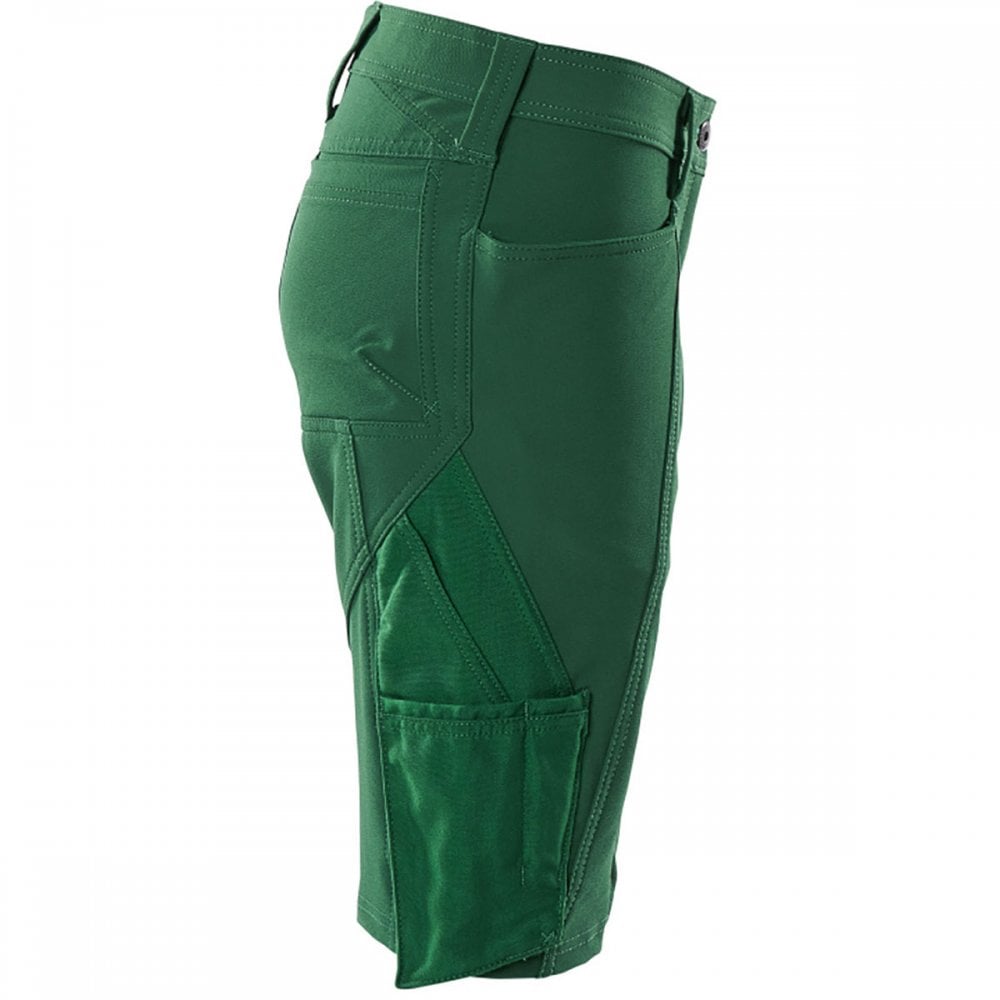 18044 Womens Accelerate Shorts