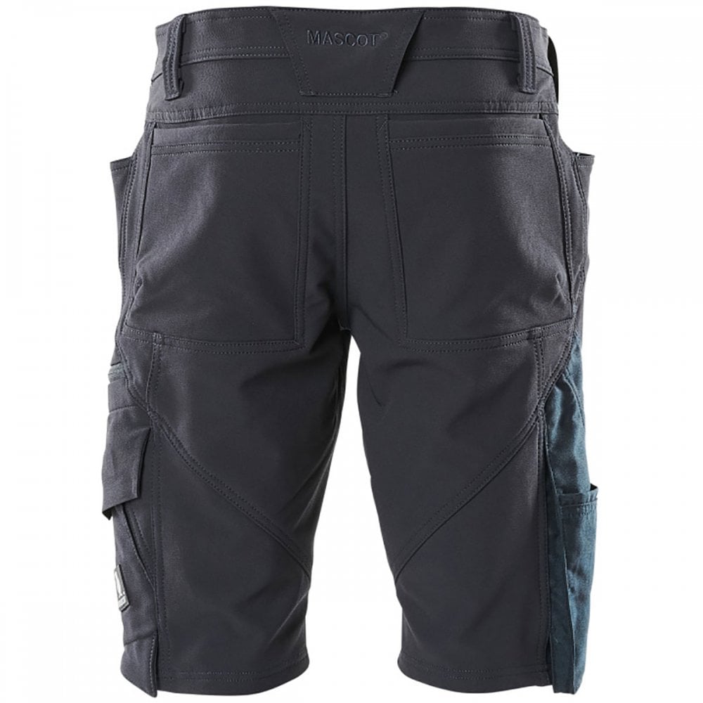 18149 Accelerate Shorts