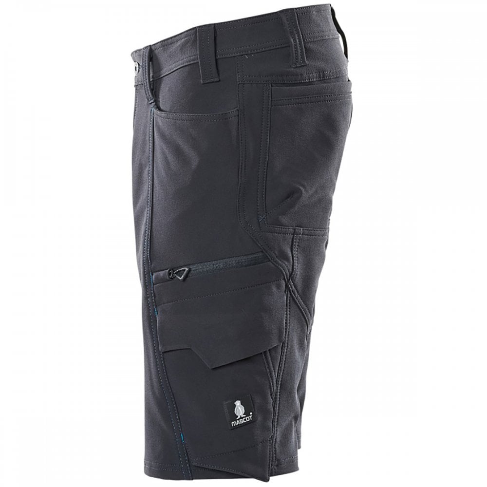 18149 Accelerate Shorts