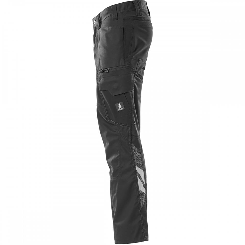 18679 Accelerate Trousers with thigh pockets