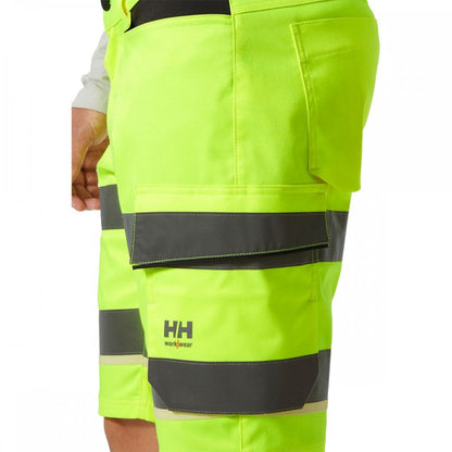 77517 UC-ME Cargo Shorts