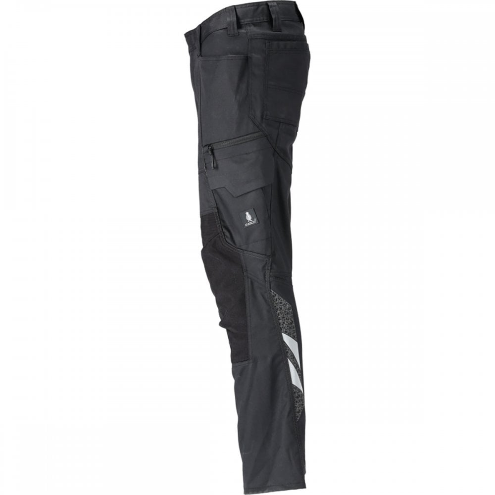 20679 Trousers with kneepad pockets