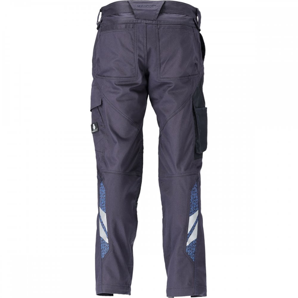 20779 Trousers with kneepad pockets