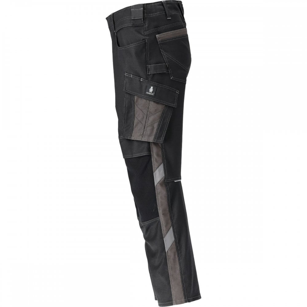 21979 Trousers with kneepad pockets