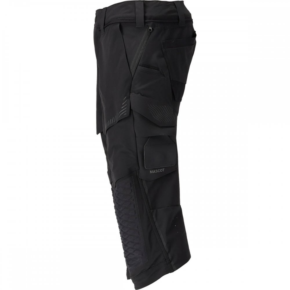 22249 Customized ¾ Length Trousers with kneepad pockets