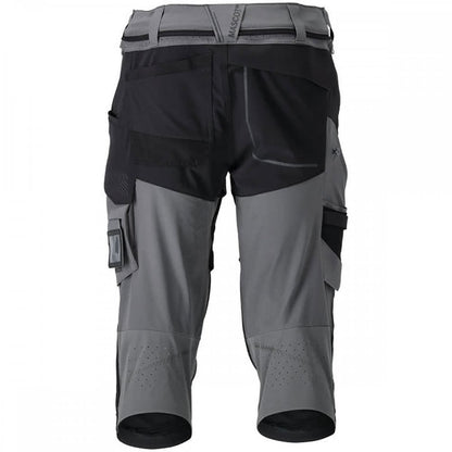 22249 Customized ¾ Length Trousers with kneepad pockets