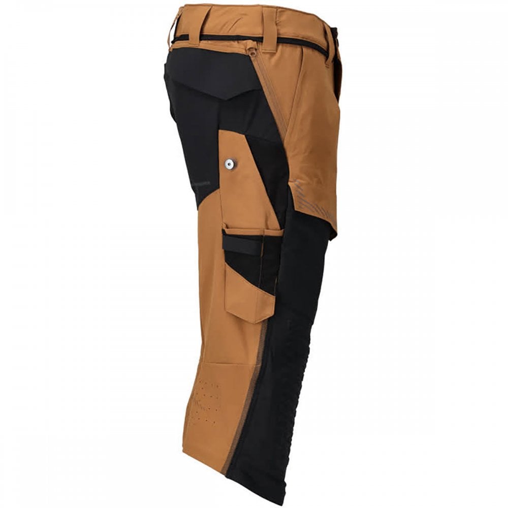 22249 Customized ¾ Length Trousers with kneepad pockets
