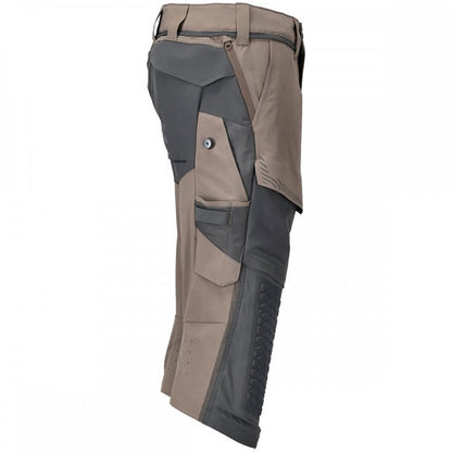 22249 Customized ¾ Length Trousers with kneepad pockets