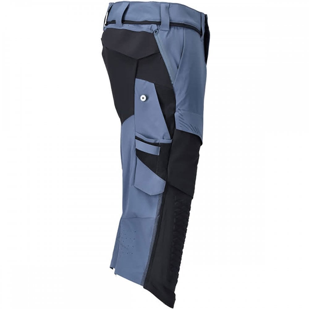 22249 Customized ¾ Length Trousers with kneepad pockets