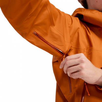 4-A002063 Mens Summit Seeker Goretex Jacket