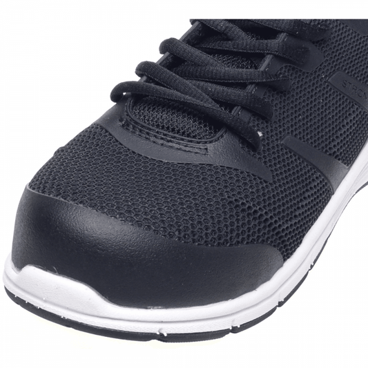 Vault Lightweight Sports Trainer