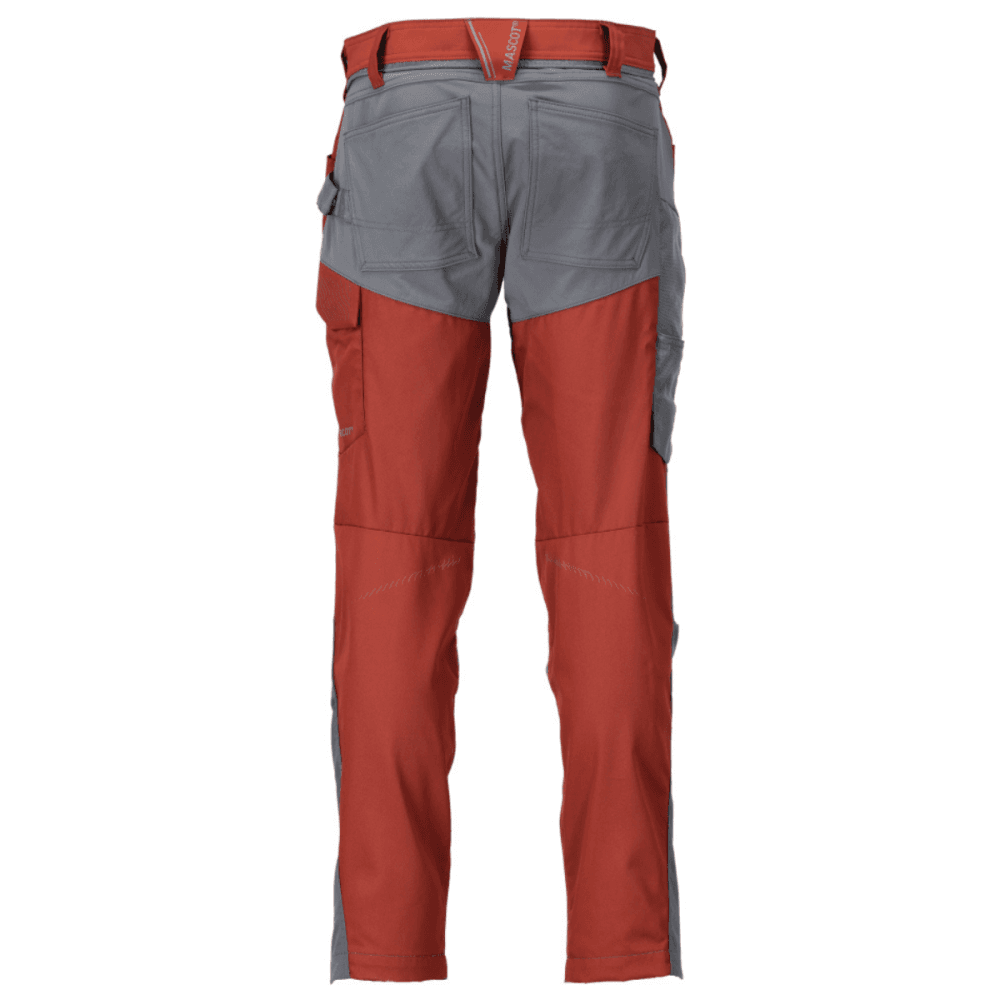 22479 Customized Trousers with kneepad pockets