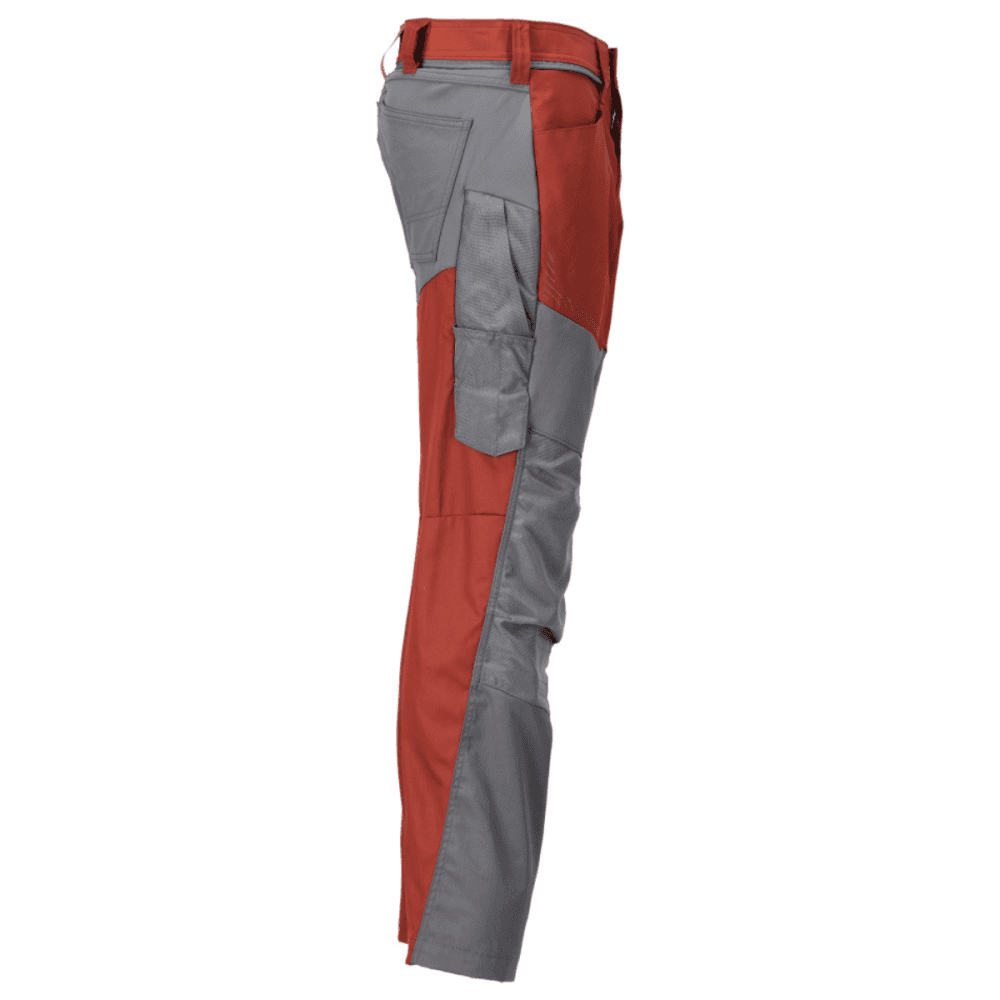 22479 Customized Trousers with kneepad pockets