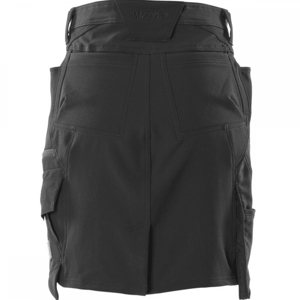18047 Accelerate Skirt