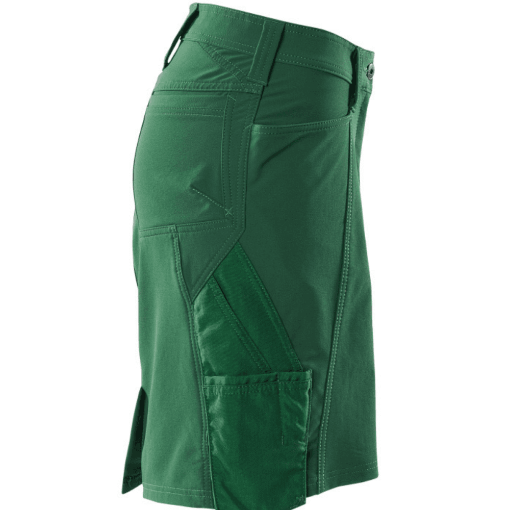 18047 Accelerate Skirt