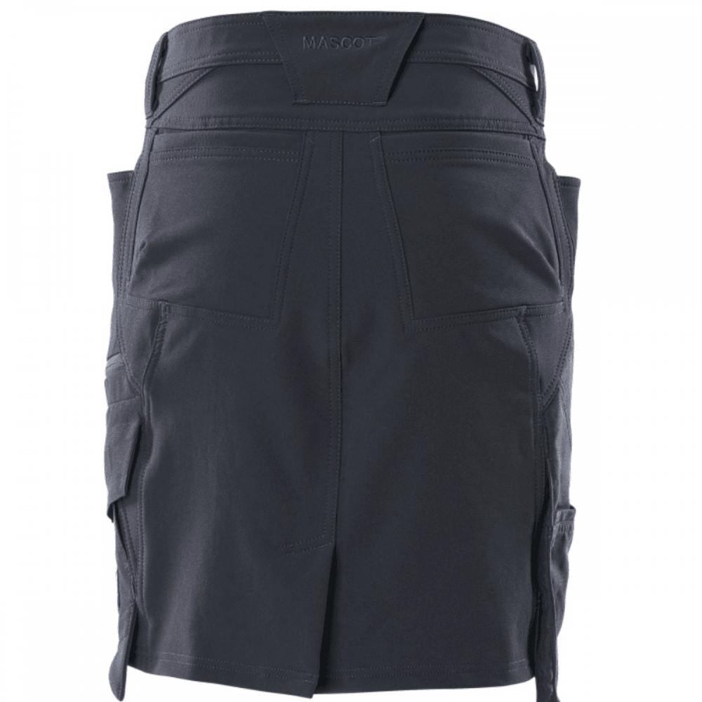 18047 Accelerate Skirt