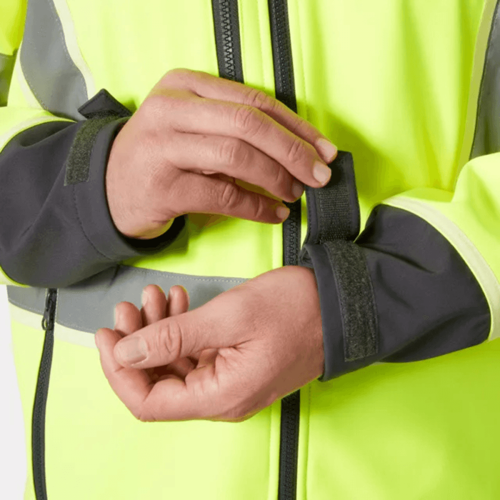 74055 UC-ME Hi Vis Softshell Jacket