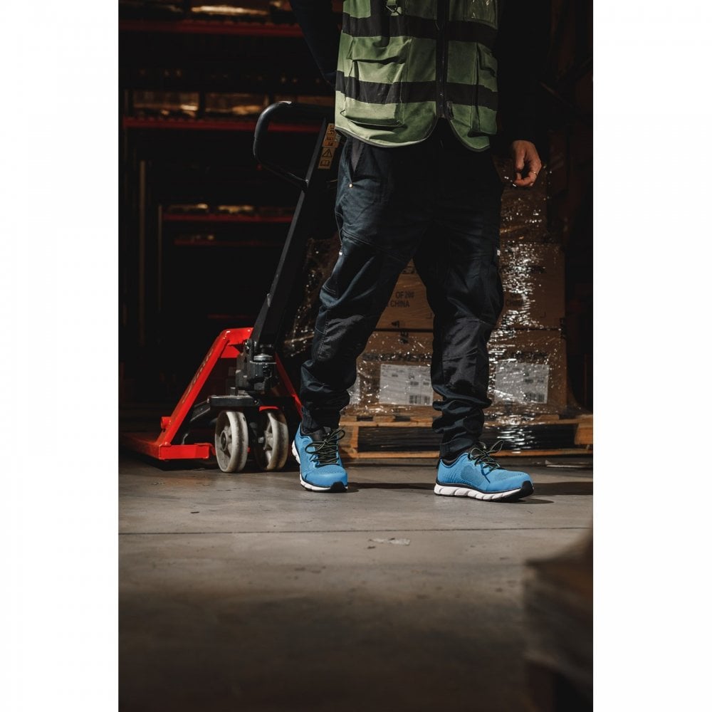 AS718 Safety Trainer