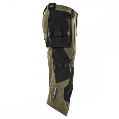17049 Advanced ¾ Length Trousers with holster pockets