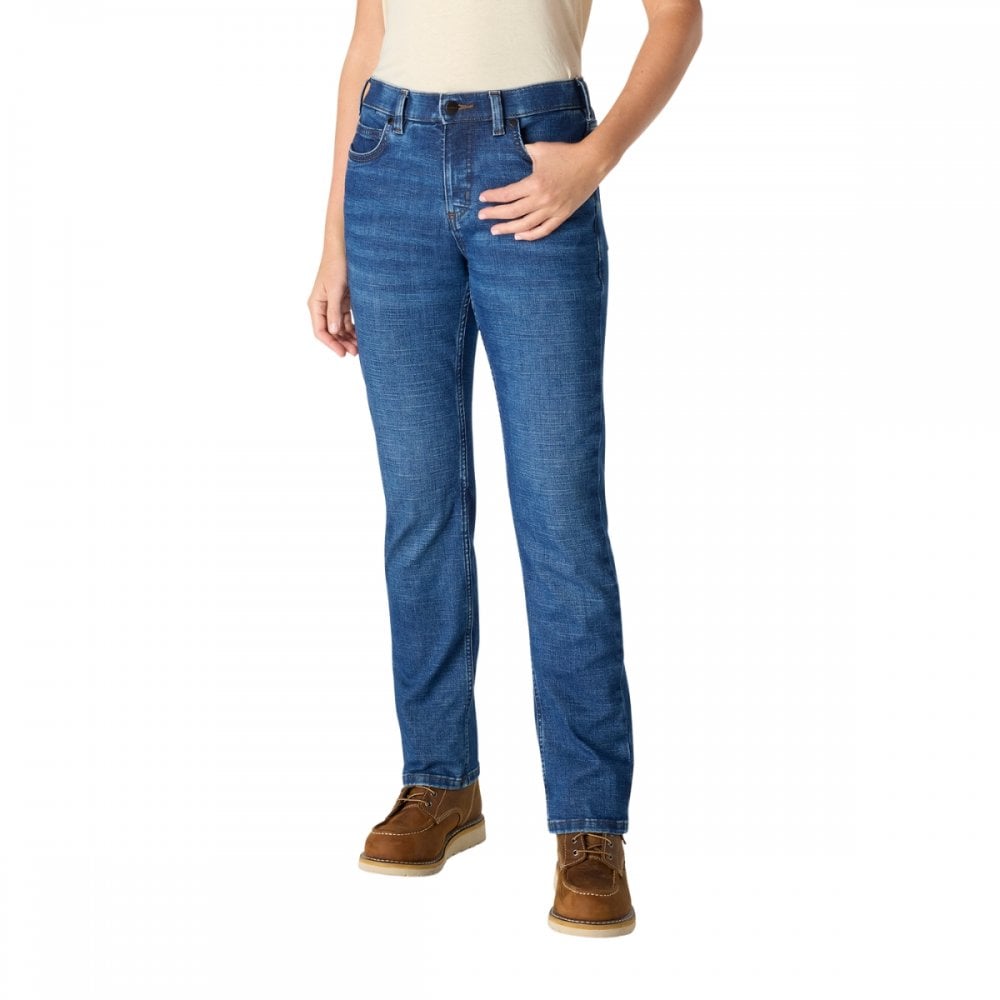 107116 The Essential Jean